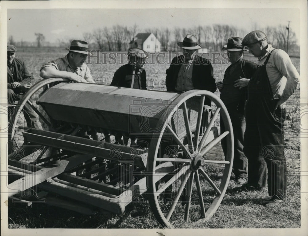 1938 Press Photo Farm Auction, Ridgeville Center