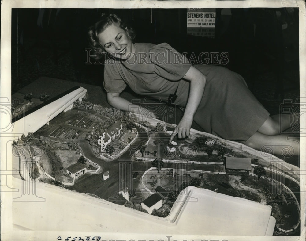1940 Press Photo Miniature jungle in the World's Fair Hall at the Stevens Hotel