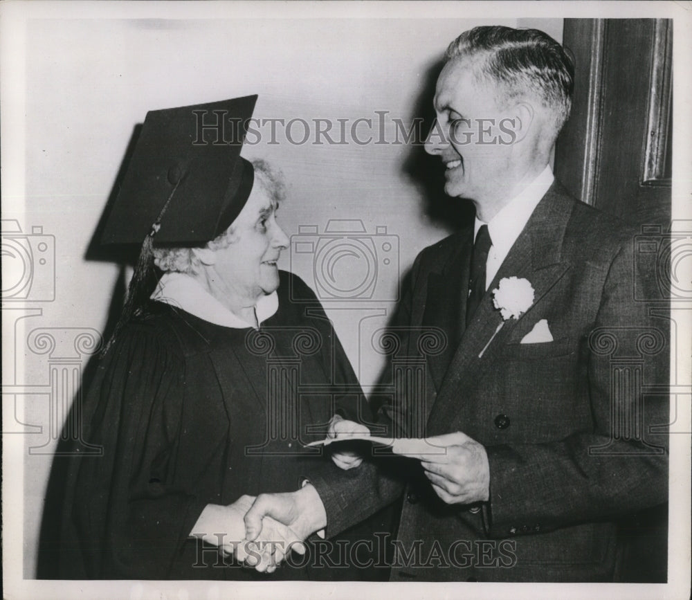 1953 Press Photo Mrs. Frieda Beckman graduates from George Washington High.