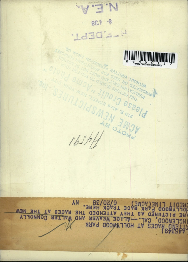 1938 Press Photo Alice Weaver & Walter Connolly at New Hollywood Park race track