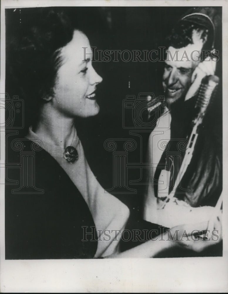 1953 Press Photo Communists Repatriated Capt. Zach W. Dean