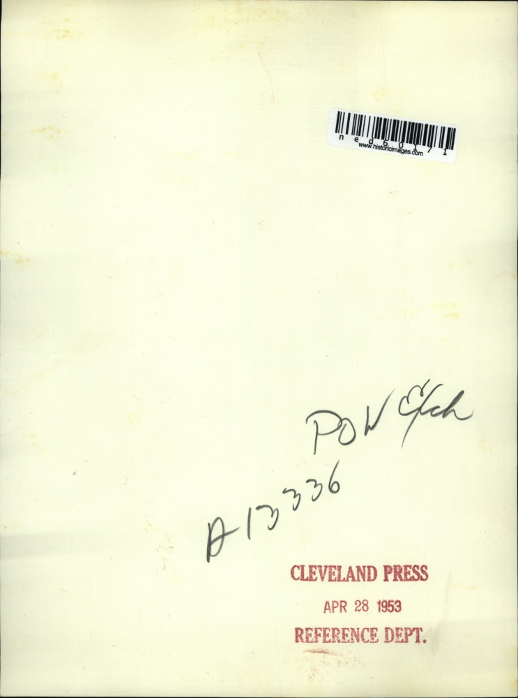 1953 Press Photo A Welcome Kiss