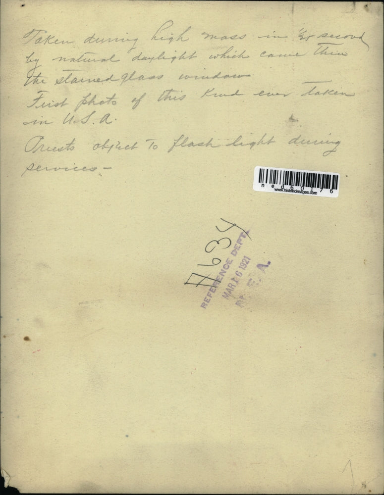 1921 Press Photo Flash Light Off