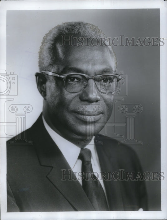 1971 Press Photo Dr Stephen J Wright VP College Entrance Exam Board