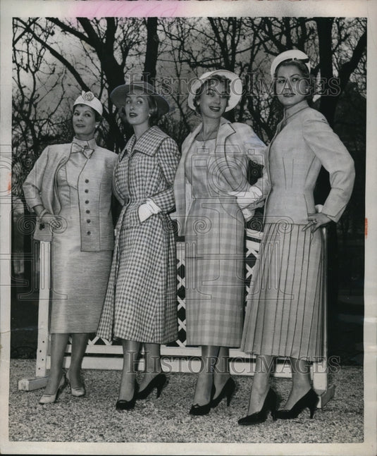 1955 Press Photo Models wearing "Chanterelle","Digitale","Lavande" and "Crocus"