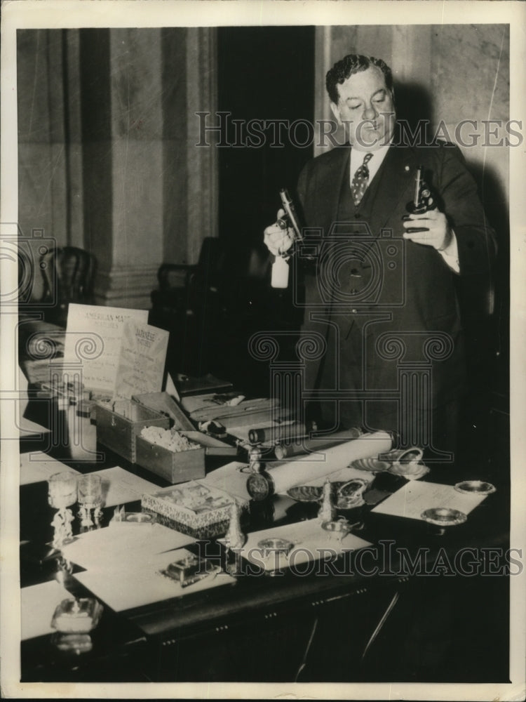 1935 Press Photo one of the meeting rooms of the US Senate building holds a
