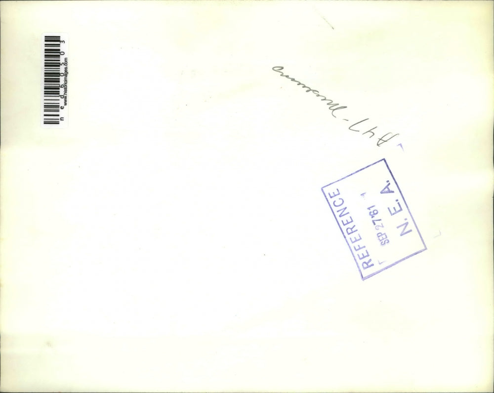 1961 Press Photo Paintings arriving France's Louvre Museum