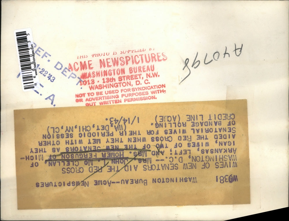 1943 Press Photo Wash DC Mrs John McClellan, Mrs Homer Ferguson Sen. wives