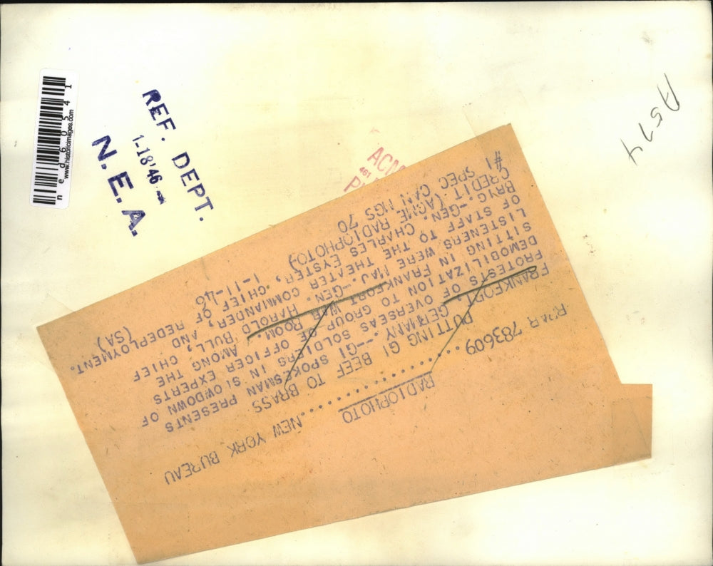 1946 Press Photo GI Spokesman Presents Soldier Complaints at Frankfort War Room