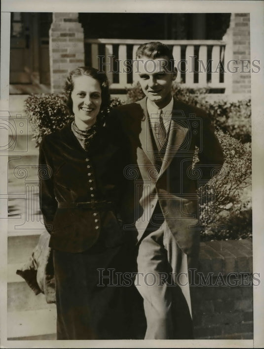 1935 Press Photo Marie McIntyre will marry Frederick Hayes Warren on 10/26 in