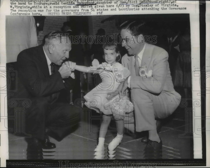 Load image into Gallery viewer, 1937 Press Photo Cecilia Underwood, Gov. Stanley's daughter at the reception
