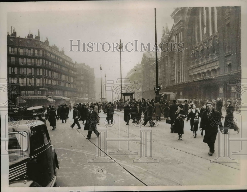 1917 Press Photo Paris France, trade union leaders strike for shooting rioters