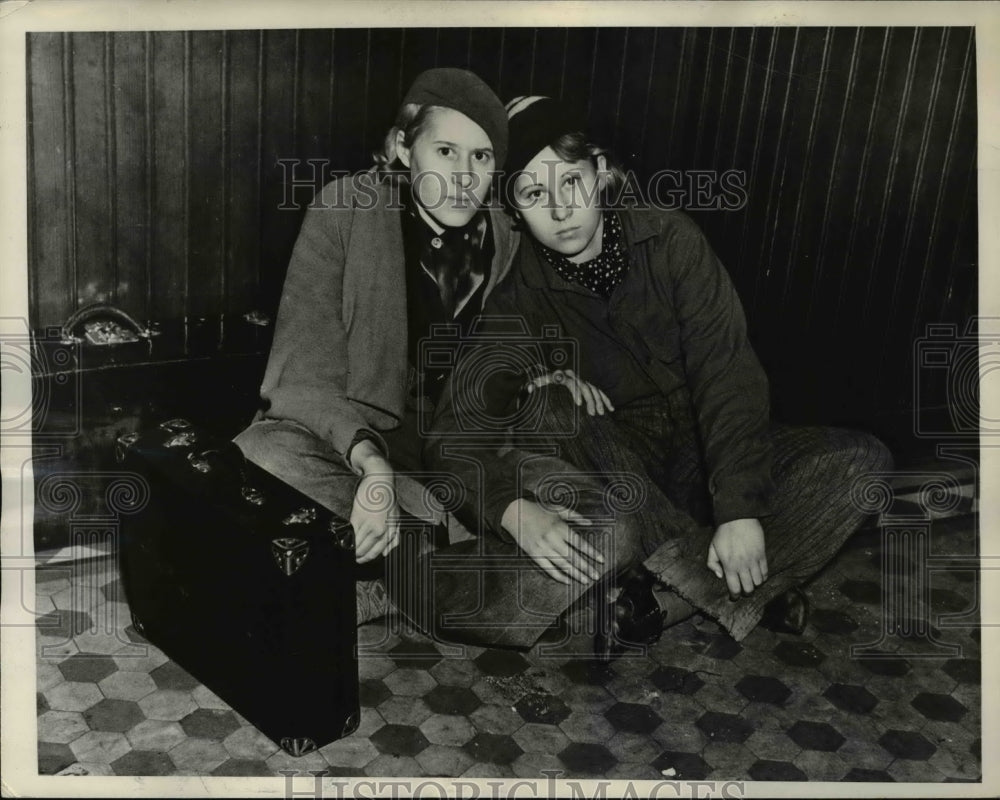 1937 Press Photo Birds Point Missouri Flood Refugees, Charleston Courthouse