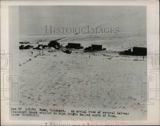 1949 Press Photo The aerial view of the vehicles stalled in high drifts in Nunn
