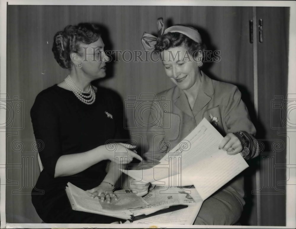 1959 Press Photo Clare B. Williams, Mrs. C. Wayland Brooks, Republican Committee