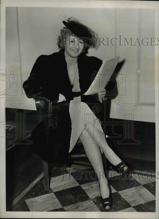 1939 Press Photo Clara F Walker institutes divorce suit to husband Mickey Walker