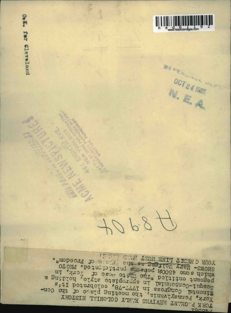 1927 Press Photo Mary Wolfgang as the Flare of Freedom in White Rose of New York