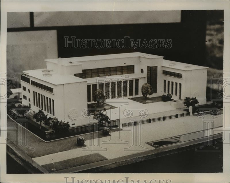 Load image into Gallery viewer, 1935 Press Photo This is a model of the Dental Clinic, made possible thru the

