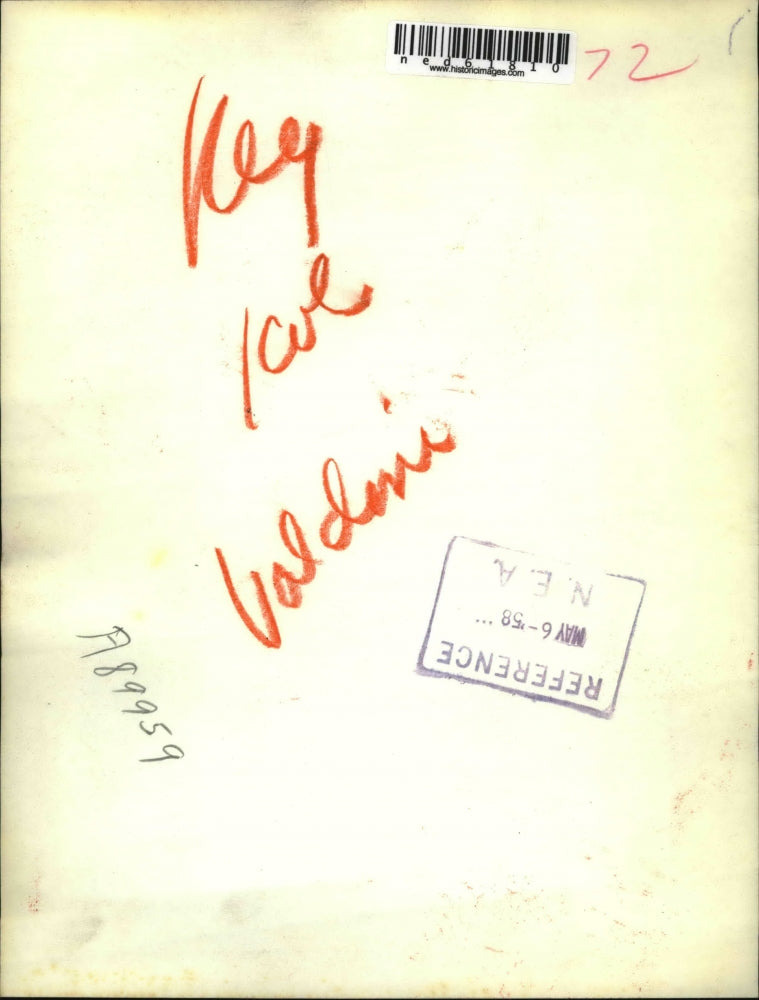 1958 Press Photo Samuel Cardinal, amputates the right arm at Sanatrix Clinic