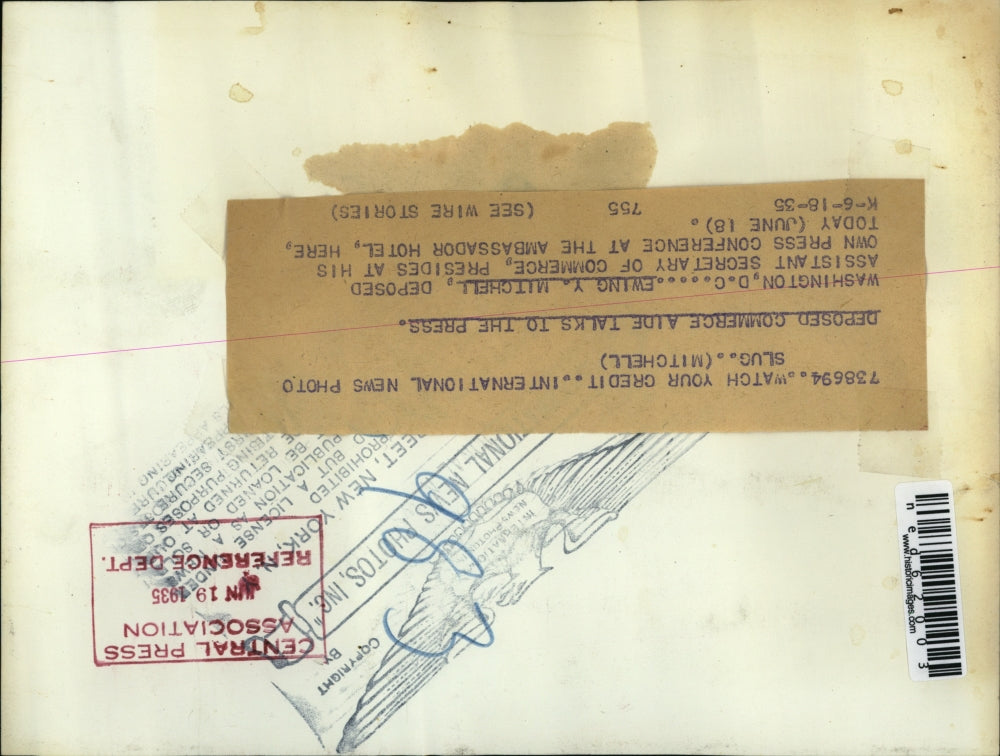 1935 Press Photo Ewing Y. Mitchell, Deposed Commerce Secretary Press Conference