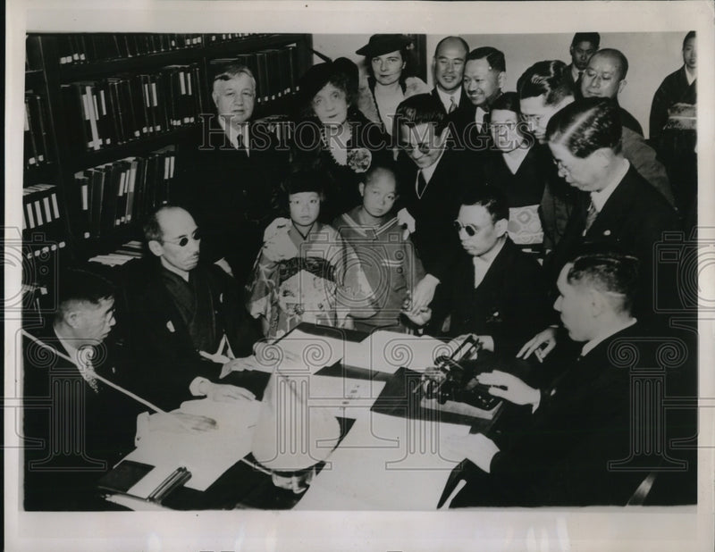Load image into Gallery viewer, 1936 Press Photo Mrs Winifred Holt Mather, New York Assn For The Blind Founder
