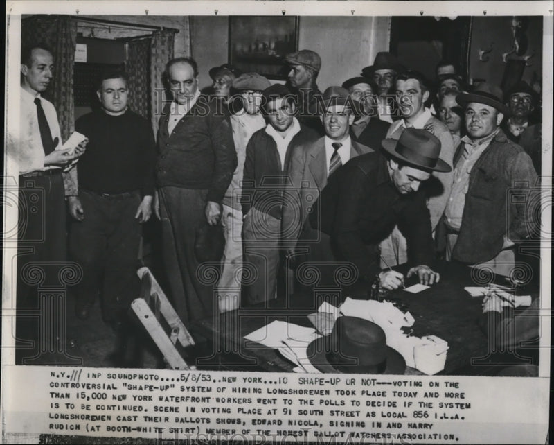 Load image into Gallery viewer, 1953 Press Photo NYC Longshoremen at vote on Shape Up system at Local 856 ILA
