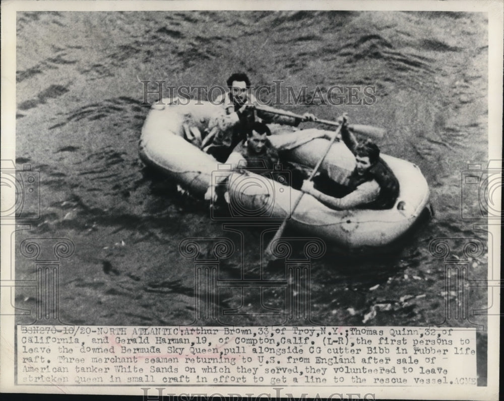 1948 Press Photo Bermuda Sky Queen Crash Survivors in Rubber Life Raft, Atlantic