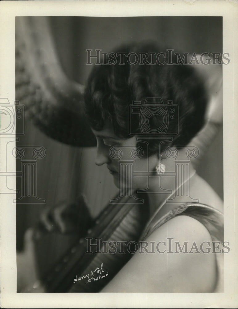 1930 Press Photo Cleveland Harpist Nell Steck