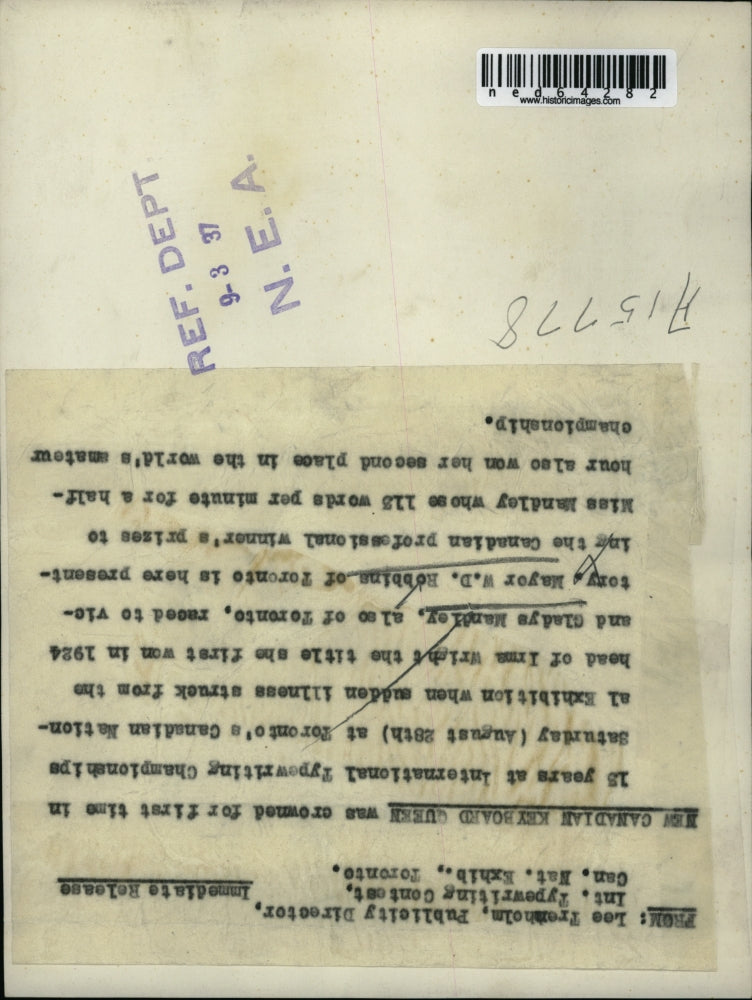 1937 Press Photo Gladys Mandley claims title of the new Canadian Keyboard Queen