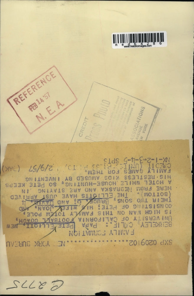 1957 Press Photo University of California Football coach, Pete Elliott & family