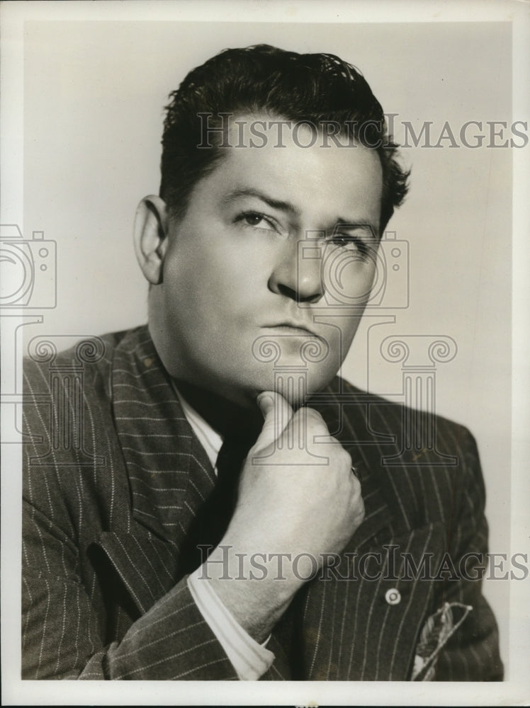 1950 Press Photo Lew Valentine NBC quizmaster on Dr IQ