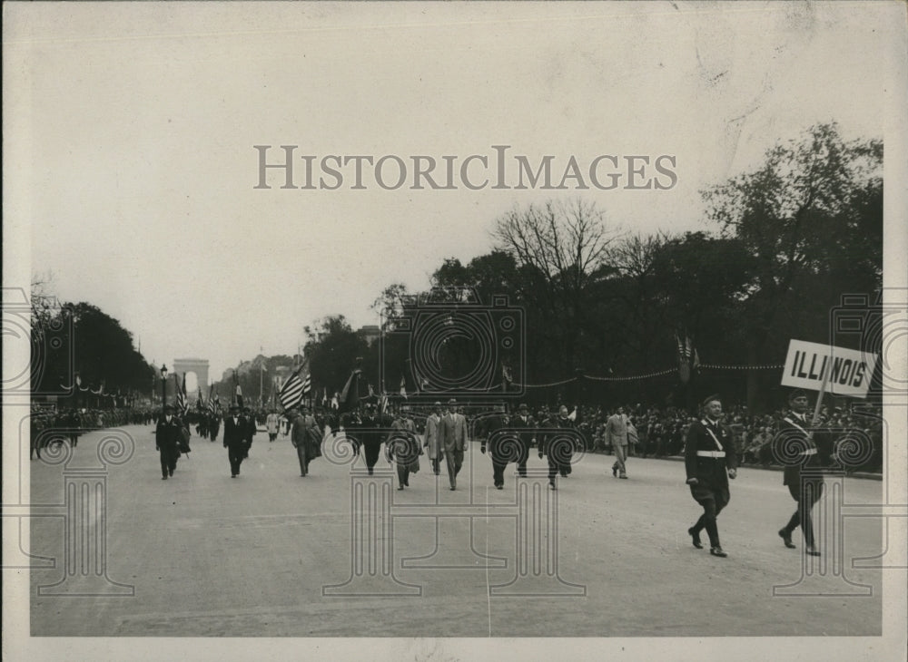1930 Press Photo American Legionaires on parade in Paris