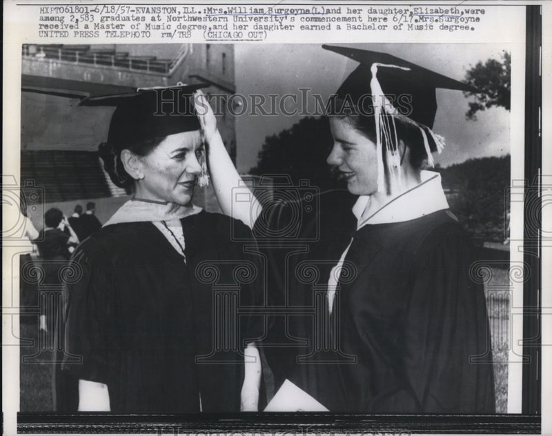 Load image into Gallery viewer, 1957 Press Photo Evanston Ill Mrs William Burgoyne and her daughter Elizaberth
