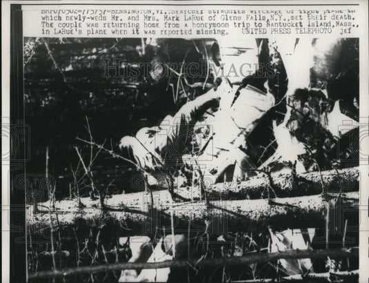 1957 Press Photo Bennington VT Wreck of plane crash of Mr & Mrs Mark LaRue