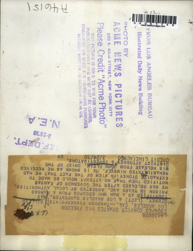 1938 Press Photo William Stoney receives release forms from John Klein