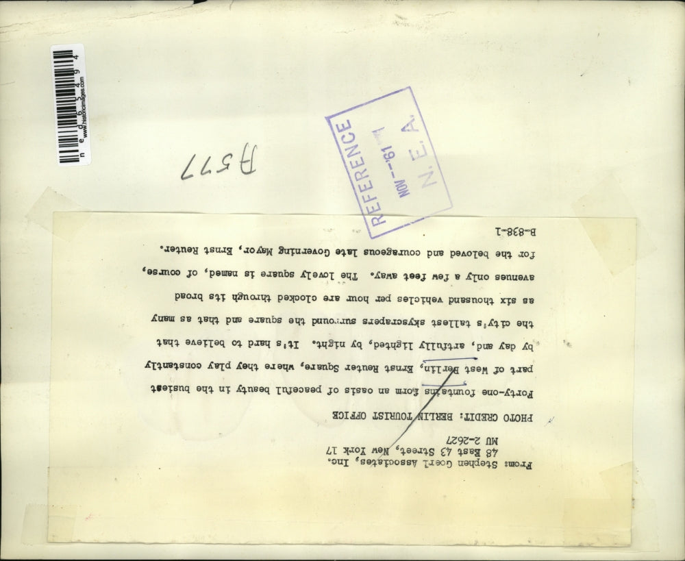 1961 Press Photo Forty-one fountains at West Berlin, Ernst Reuter Square