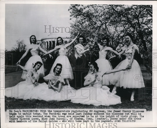 1950 Press Photo With the temperature registering 80 degrees, the famed- Historic Images