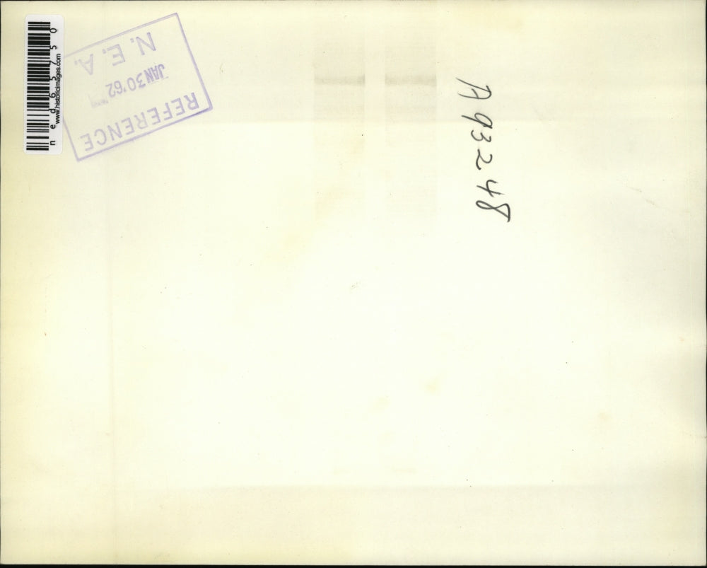 1962 Press Photo San Francisco Guy Wright accepts his Ernie Pyle Memorial Award