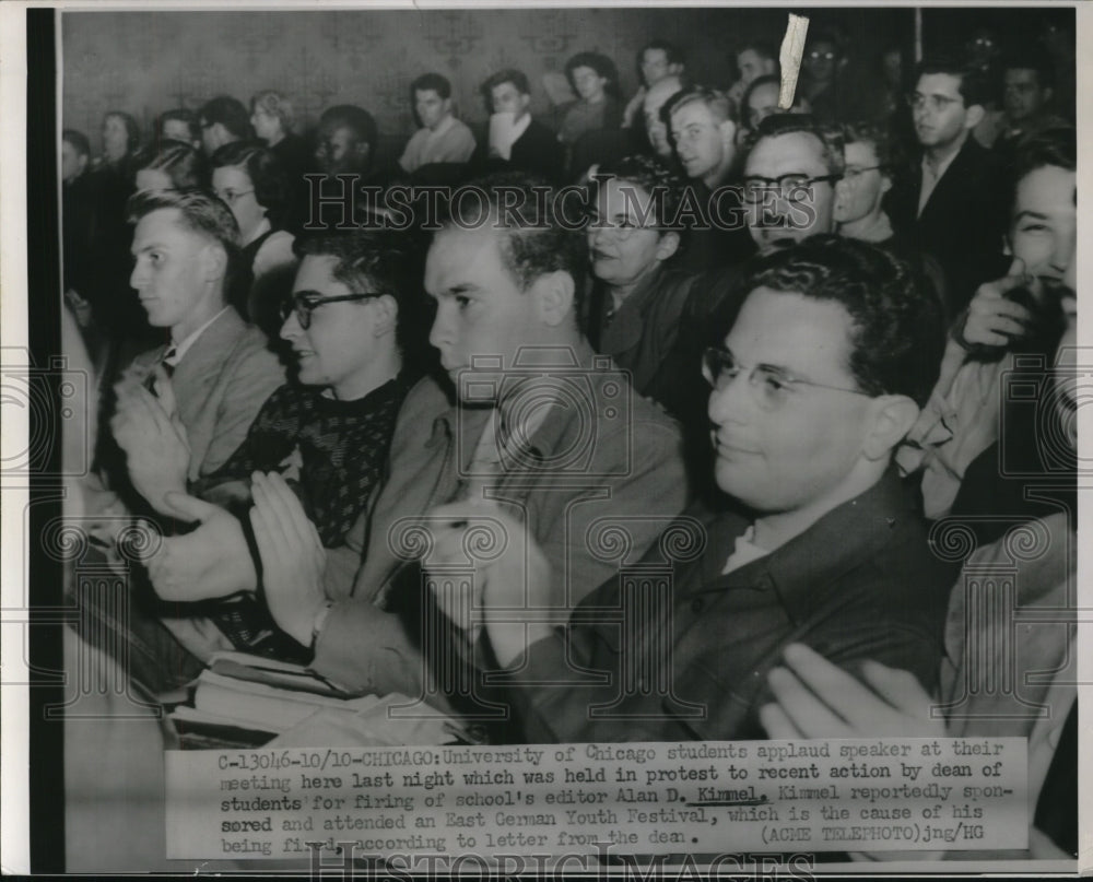 1951 Press Photo University of Chicago Students Applaud Speaker