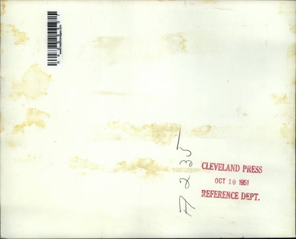 1951 Press Photo University of Chicago Students Applaud Speaker