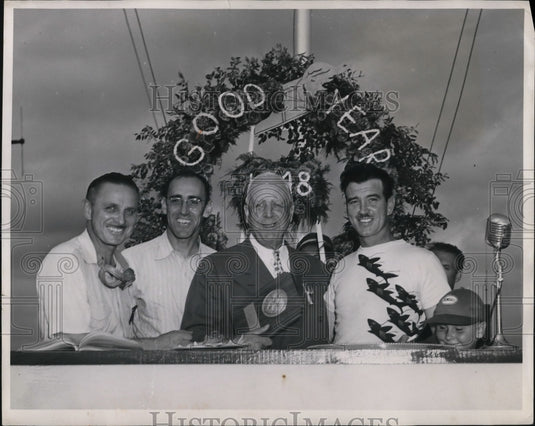 1949 Press Photo Chester SJ William Litchfield Goodyear President Herman Slick
