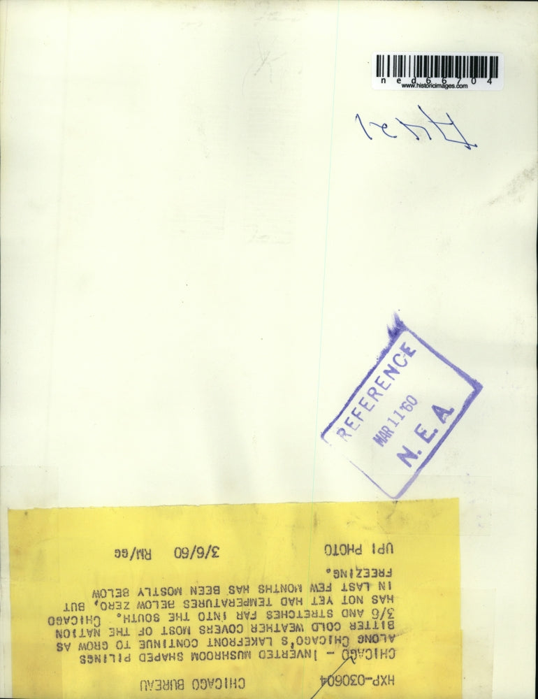 1960 Press Photo Inverted Mushroom shaped pilings alogn Chicago lakefront