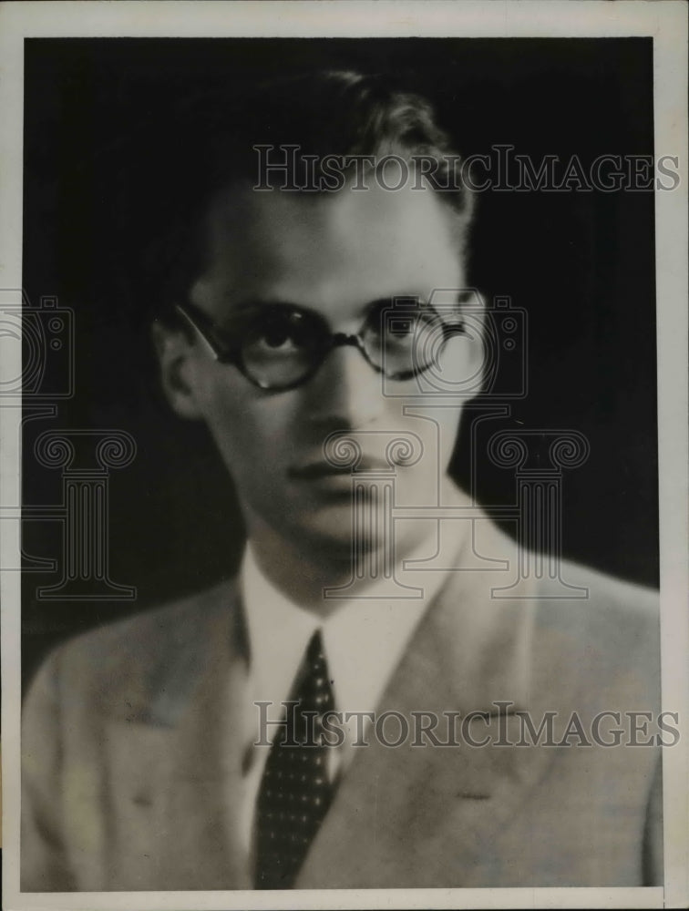 1936 Press Photo Four Aces announce Merwin D Maier as fourth member.