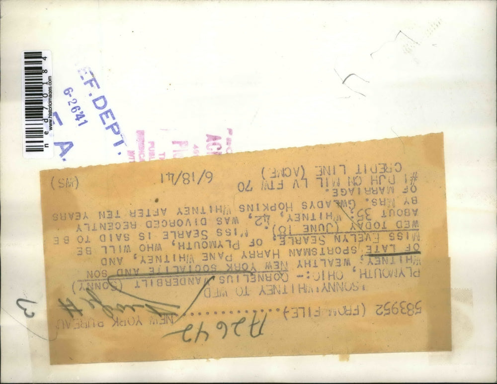 1941 Press Photo Cornelius Vanderbilt Whitney, & Ms. Evelyn Searle