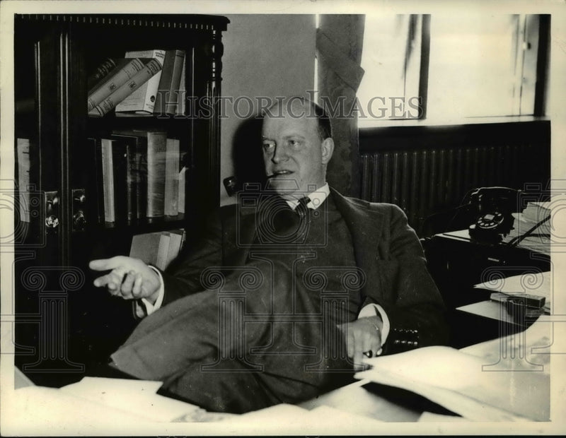 Load image into Gallery viewer, 1933 Press Photo Jalum Dickerson
