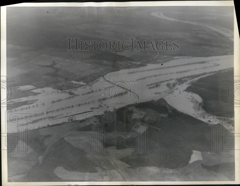 1936 Press Photo An aerial view over Hancock covered in flood waters