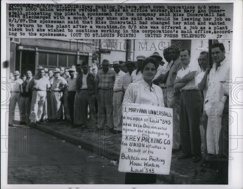 Load image into Gallery viewer, 1957 Press Photo Krey Packing Corporation was shut down when the union workers
