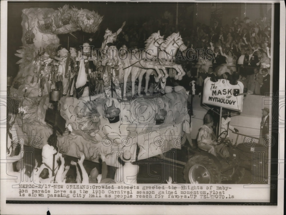 1955 Press Photo Knights of Babylon Parade