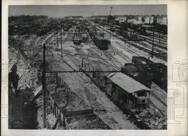 Load image into Gallery viewer, 1943 Press Photo Railroad Yard at Villa Literno Burned by Allied Pounding in Ita
