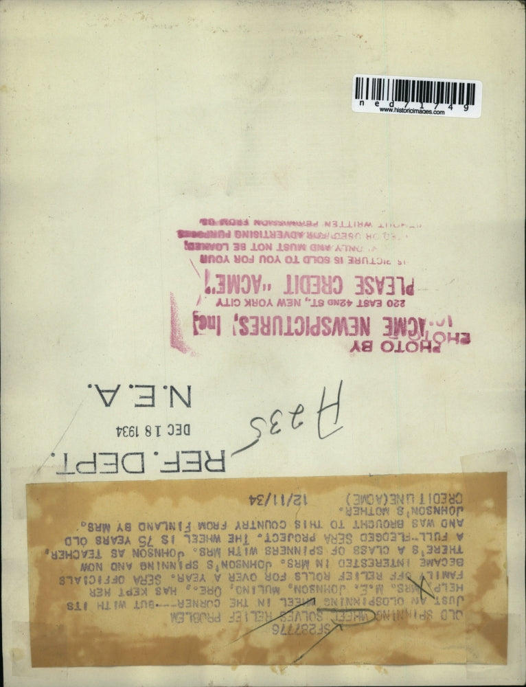 1934 Press Photo Mrs M E Johnson Muling ORe has kept her family off the relief